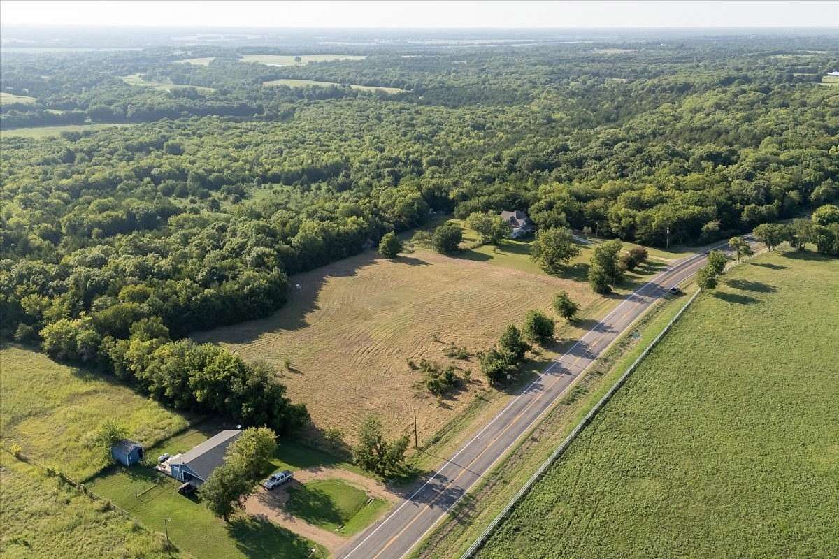 6.83 Acres of Land for Sale in Bonham, Texas