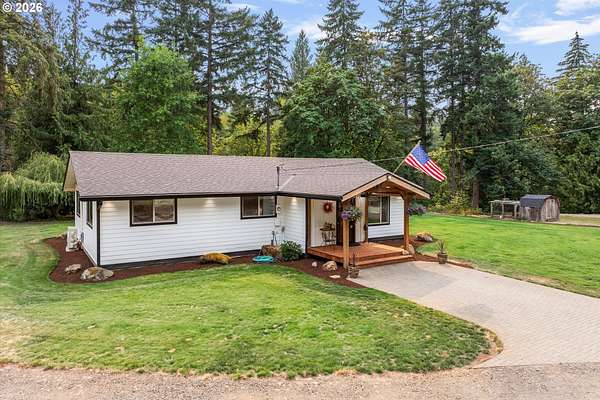 10 Acres of Land with Home for Sale in Mulino, Oregon