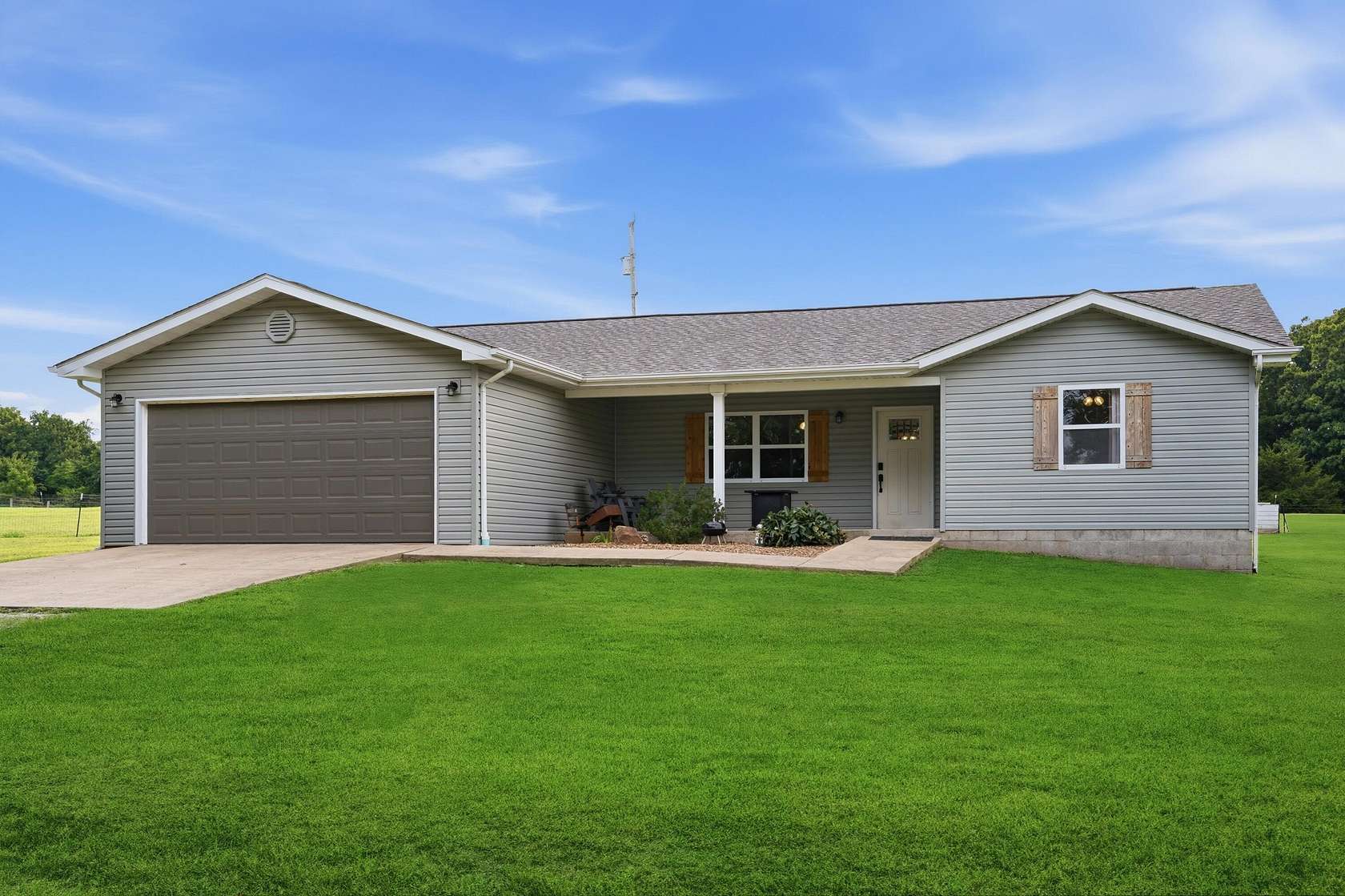 3 Acres of Land with Home for Sale in Caulfield, Missouri