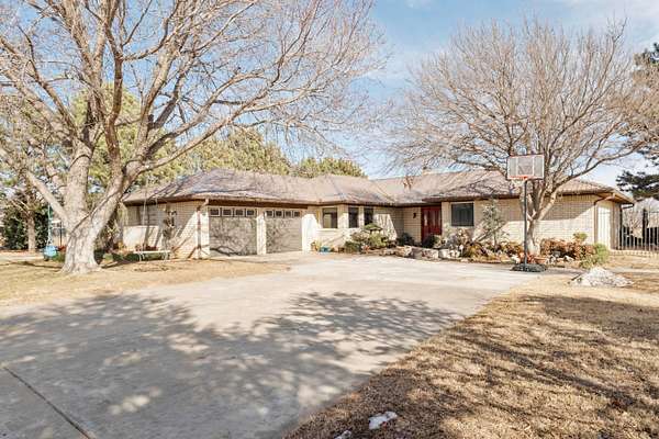4 Acres of Land with Home for Sale in Wheeler, Texas