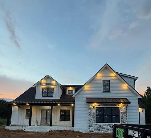 6 Acres of Land with Home for Sale in Murfreesboro, Tennessee