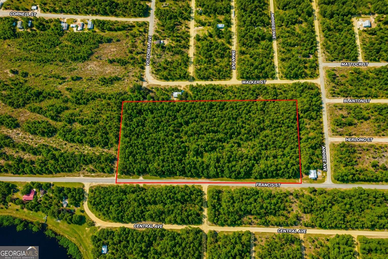 18.2 Acres of Recreational & Residential Land for Sale in Interlachen, Florida