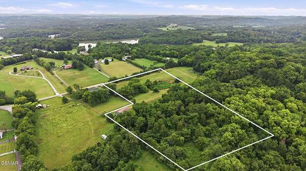 13.2 Acres of Agricultural Land for Sale in Friendsville, Tennessee