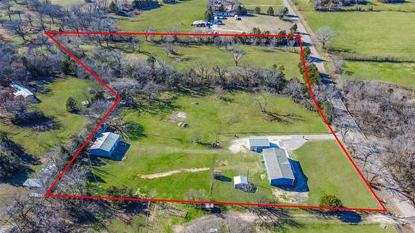 7.5 Acres of Land with Home for Sale in Gainesville, Texas