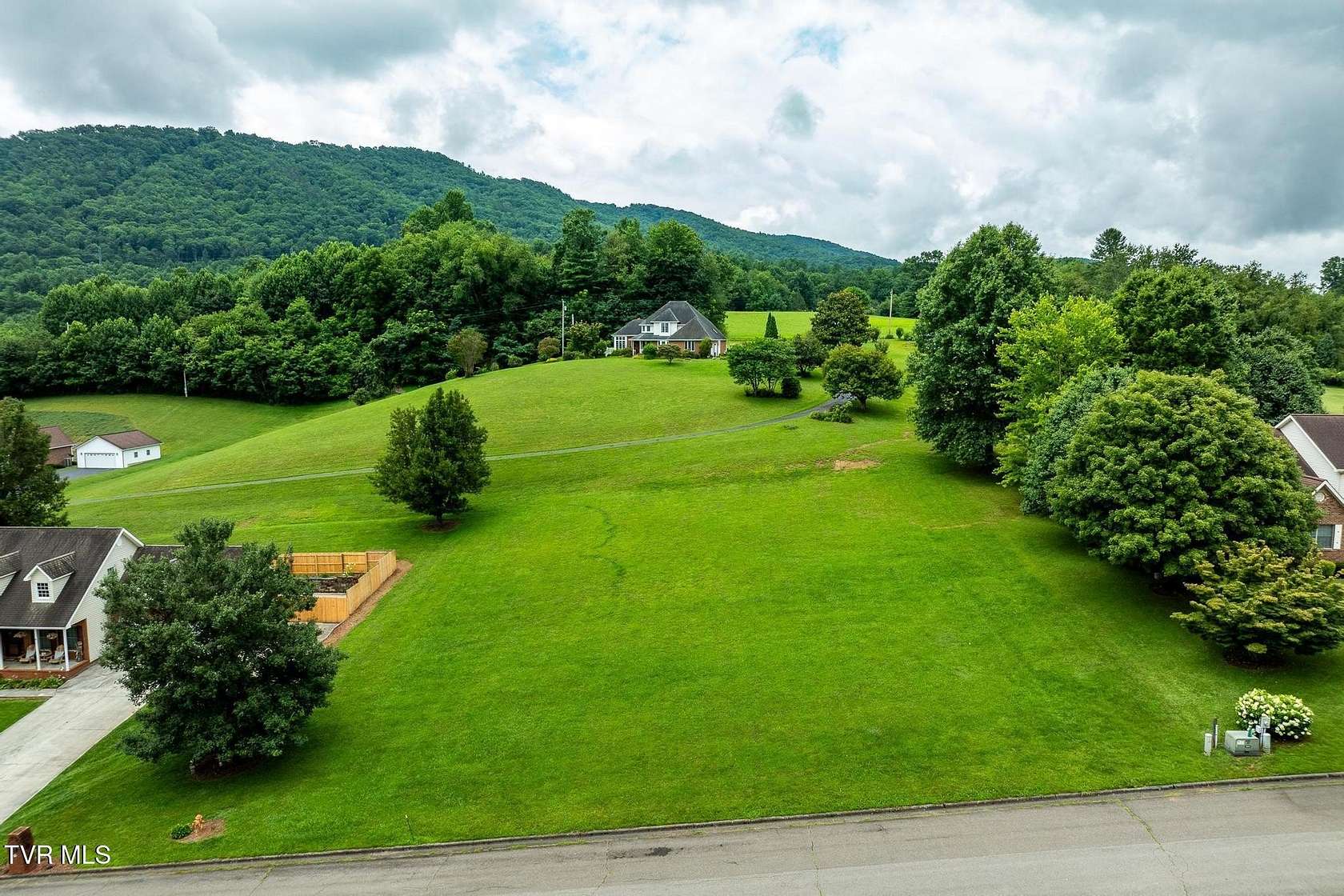 0.53 Acres of Residential Land for Sale in Mountain City, Tennessee