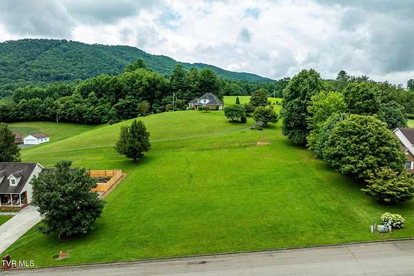 0.53 Acres of Residential Land for Sale in Mountain City, Tennessee