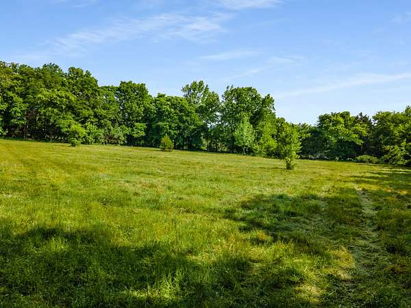 13 Acres of Land for Sale in Thompson's Station, Tennessee