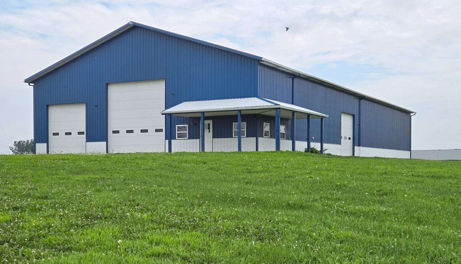 4.14 Acres of Improved Commercial Land for Sale in Galesburg, Illinois