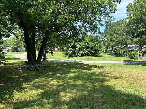 0.32 Acres of Land for Sale in Locust Grove, Oklahoma