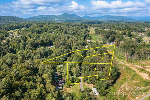 1.2 Acres of Residential Land for Sale in Asheville, North Carolina