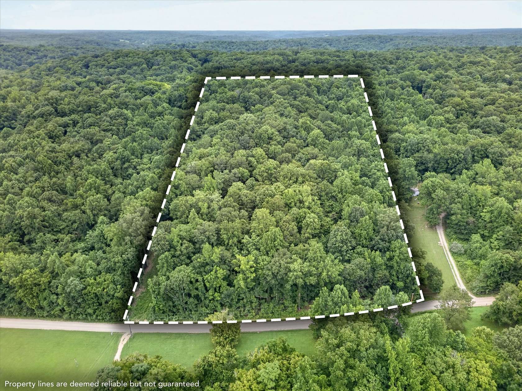 7.64 Acres of Residential Land for Sale in Indian Mound, Tennessee