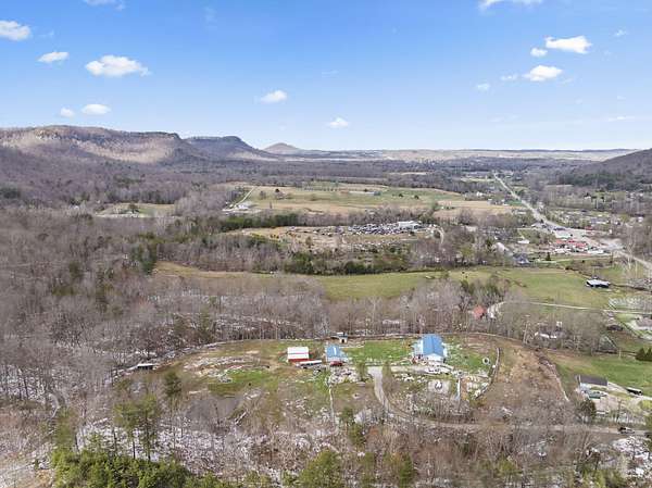 4.6 Acres of Land with Home for Sale in Berea, Kentucky