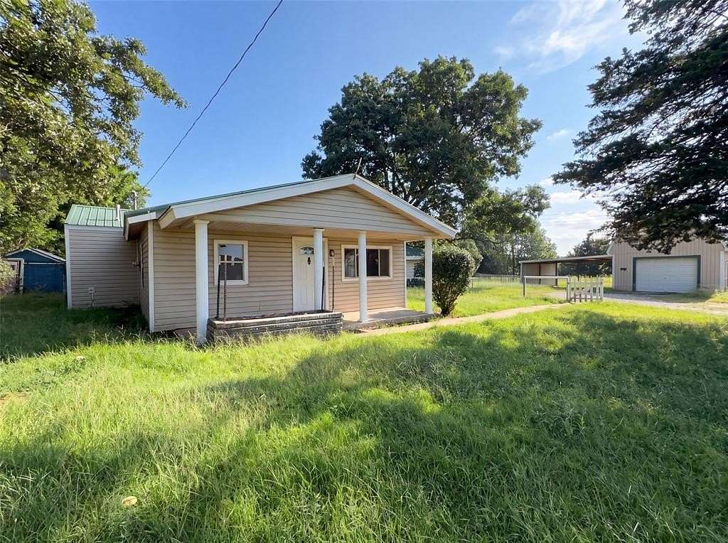 4 Acres of Land with Home for Sale in Harrah, Oklahoma