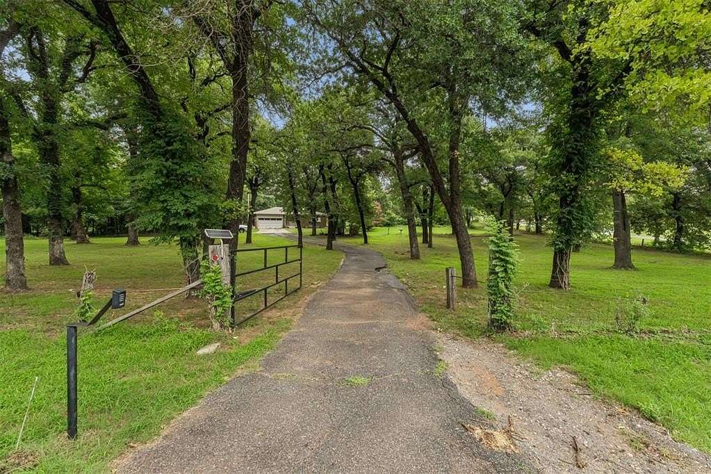 2.83 Acres of Land with Home for Sale in Edmond, Oklahoma