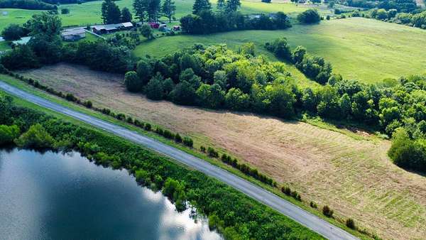 5.7 Acres of Residential Land for Sale in Pikeville, Tennessee