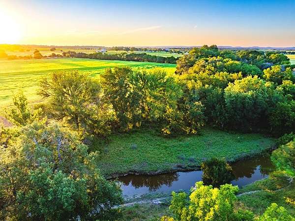 33.3 Acres of Land for Sale in Stonewall, Texas