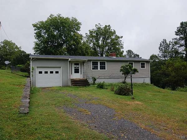 4.23 Acres of Land with Home for Sale in Hardy, Virginia