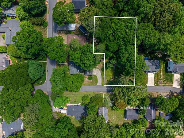 0.36 Acres of Residential Land for Sale in Lincolnton, North Carolina