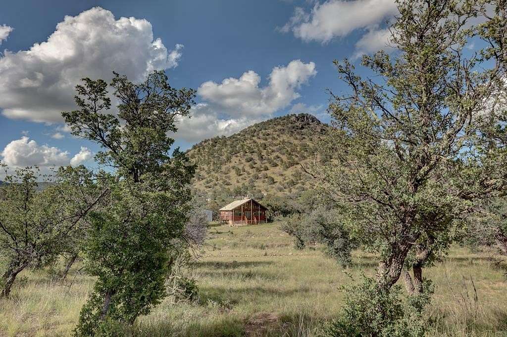 15 Acres of Land with Home for Sale in Fort Davis, Texas