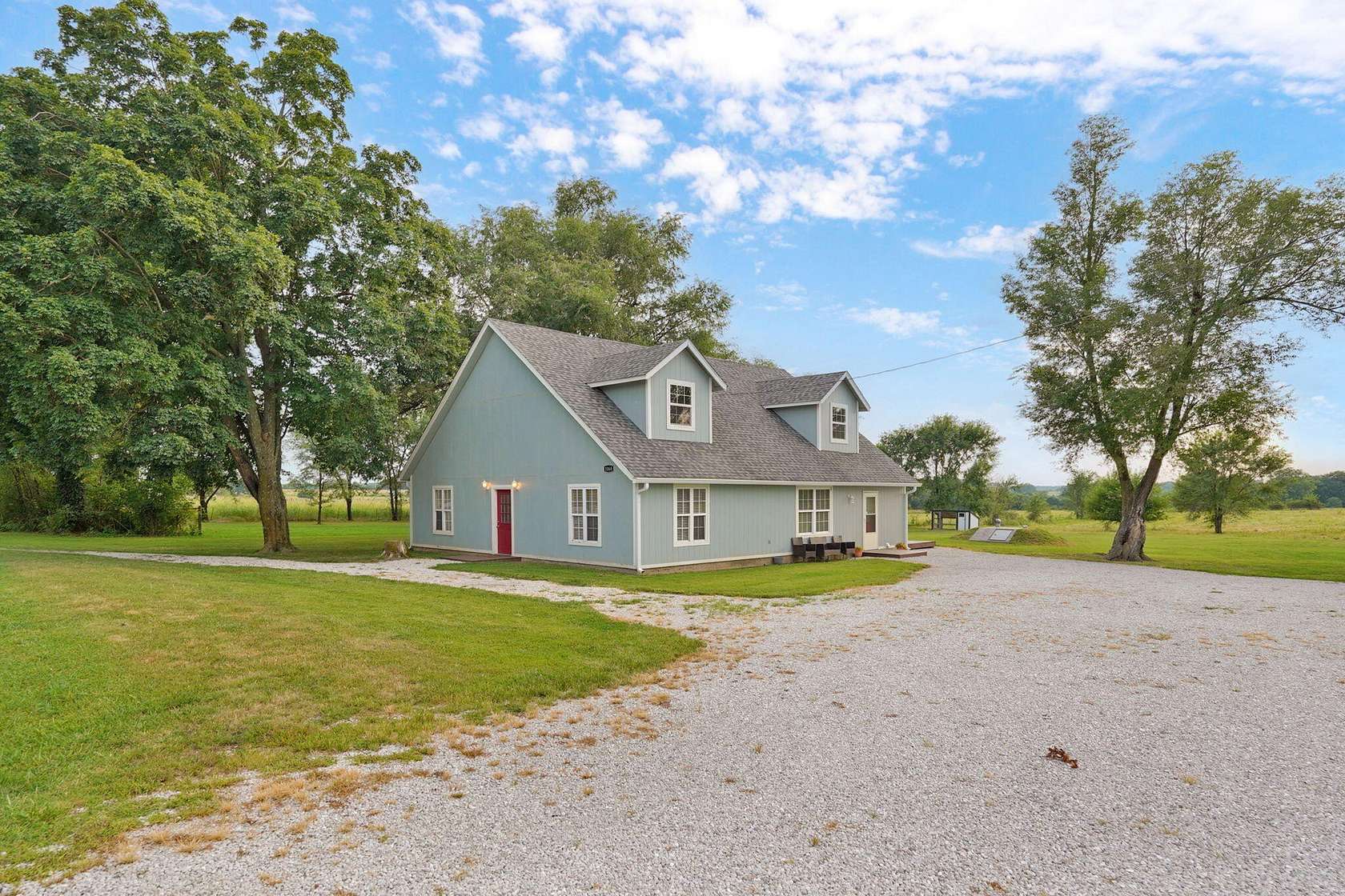 15 Acres of Land with Home for Sale in Everton, Missouri