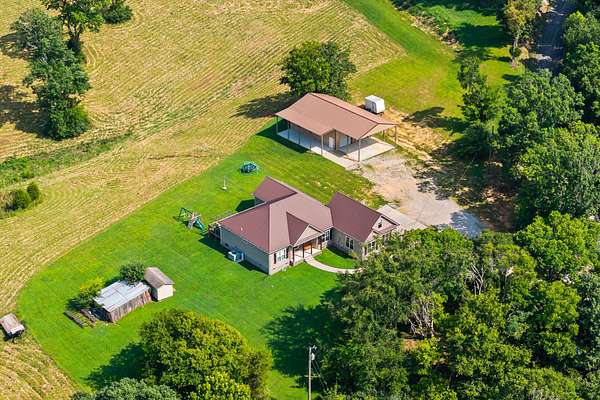 14 Acres of Recreational Land with Home for Sale in Mount Pleasant, Tennessee
