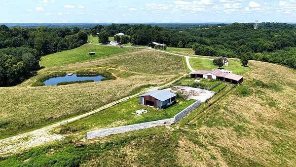 152 Acres of Land for Sale in Beverly, Ohio
