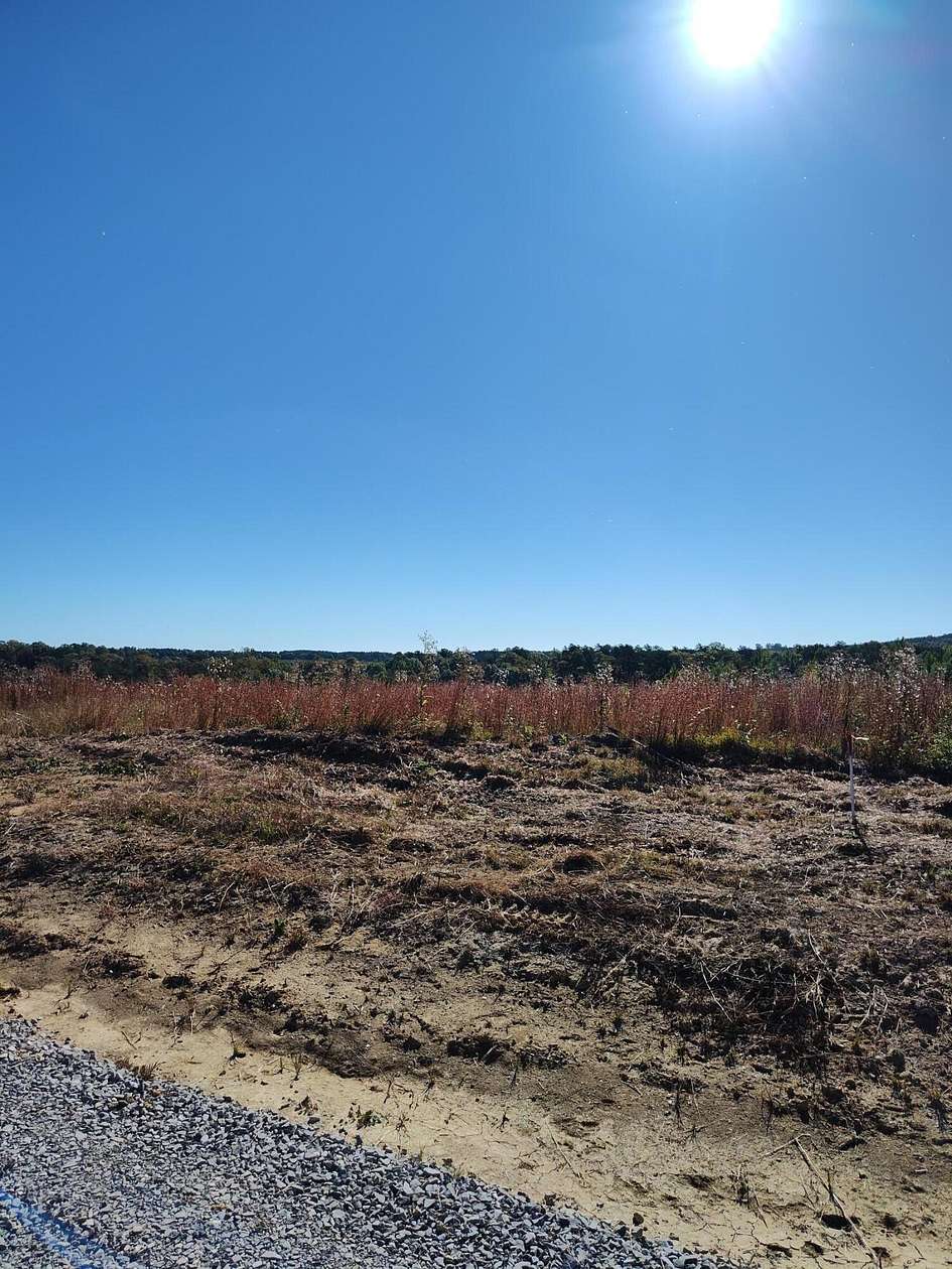 5 Acres of Residential Land for Sale in Dunlap, Tennessee