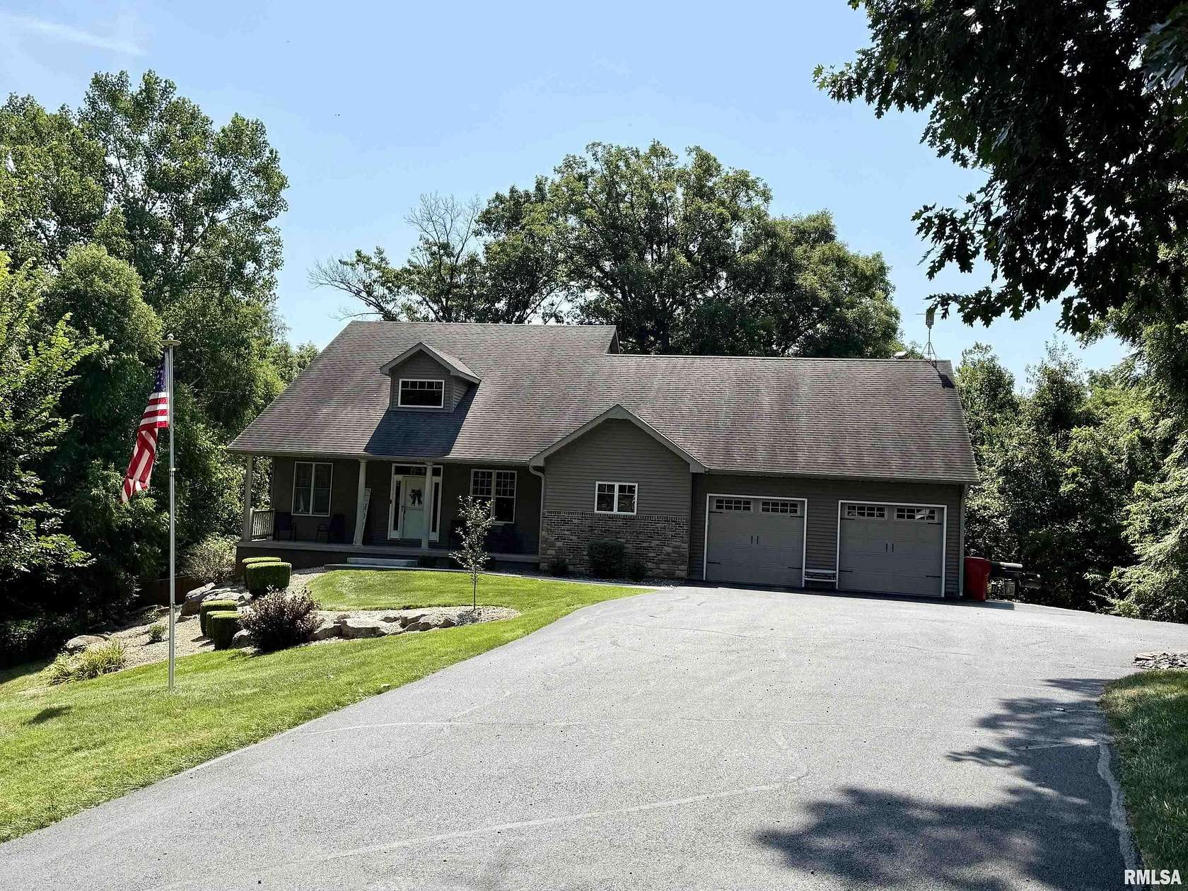 2.19 Acres of Land with Home for Sale in Athens, Illinois