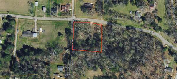 0.96 Acres of Residential Land for Sale in Etowah, Tennessee