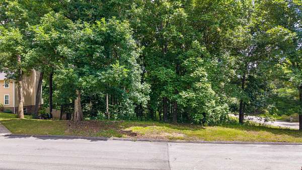 0.45 Acres of Residential Land for Sale in Chattanooga, Tennessee