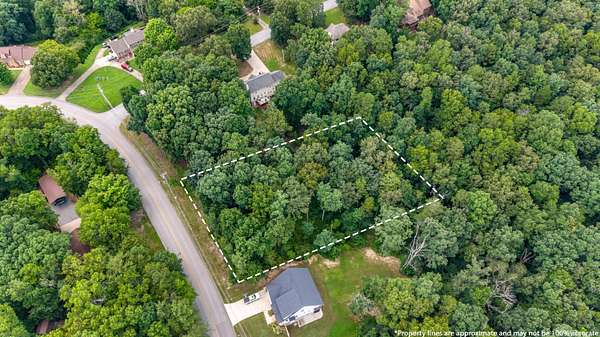 0.94 Acres of Residential Land for Sale in Chattanooga, Tennessee