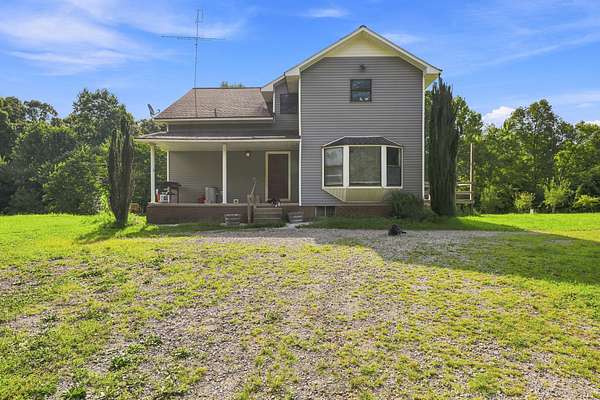 5 Acres of Land with Home for Sale in Lawrenceburg, Tennessee