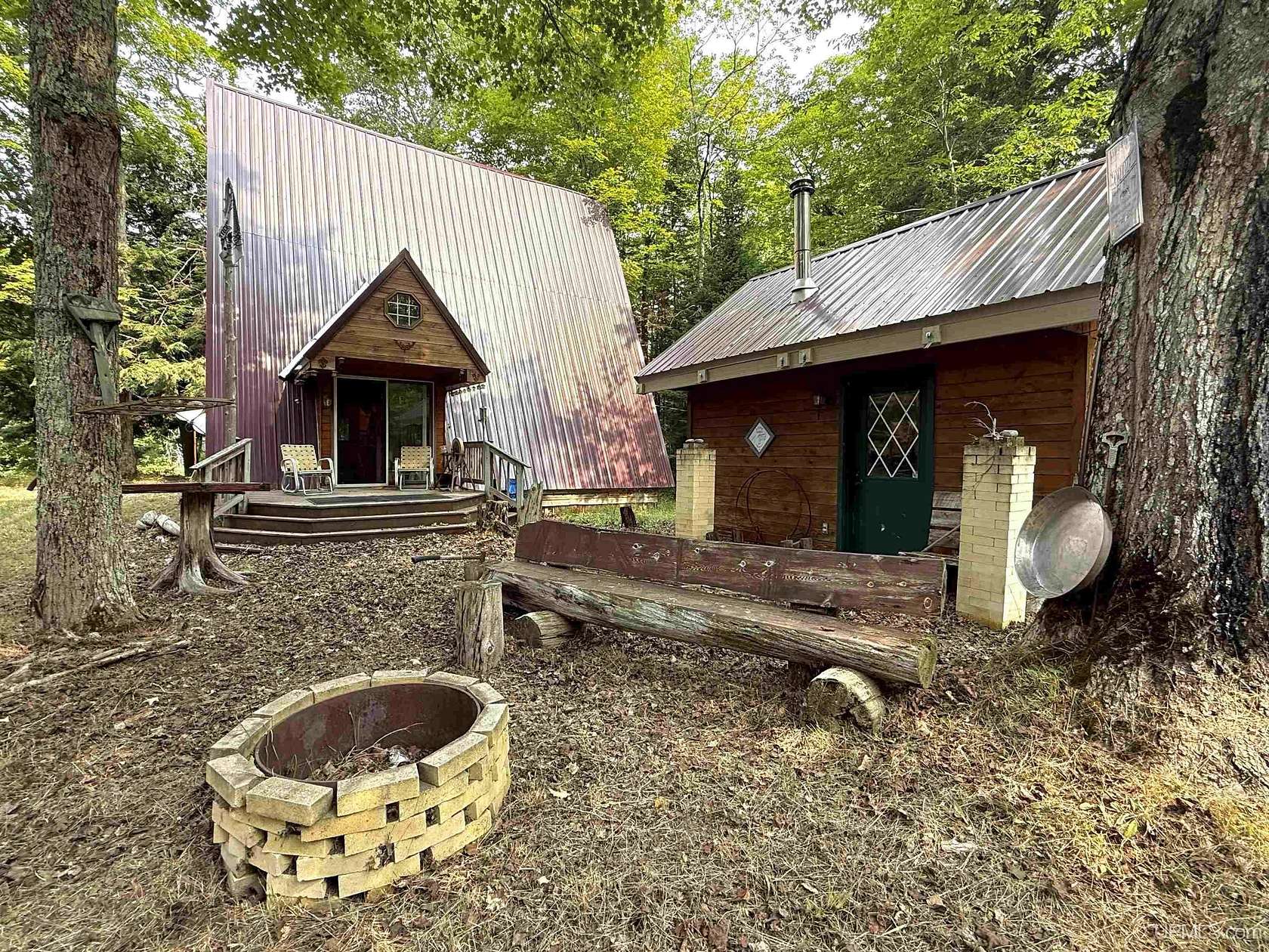 16 Acres of Recreational Land with Home for Sale in Gulliver, Michigan