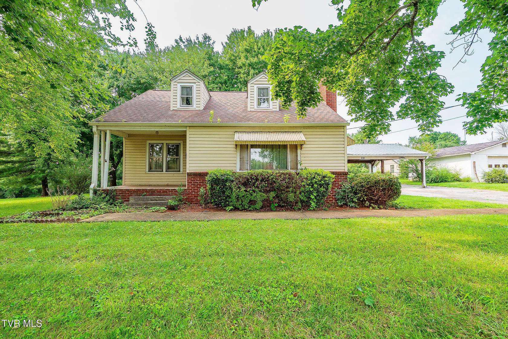 2.2 Acres of Land with Home for Sale in Kingsport, Tennessee