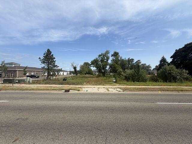 0.91 Acres of Residential Land for Sale in Holland, Michigan