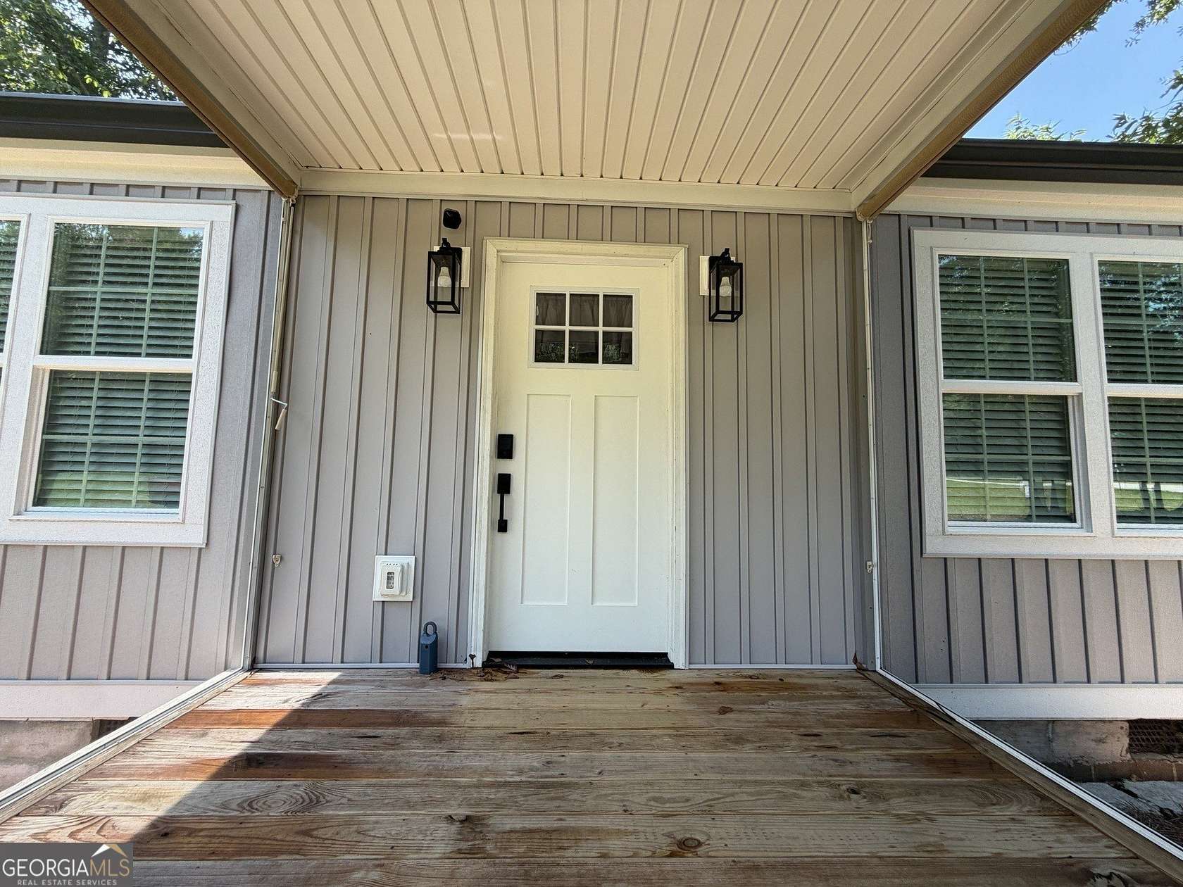 4.23 Acres of Land with Home for Sale in Moreland, Georgia