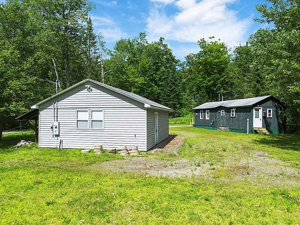 0.59 Acres of Improved Residential Land for Sale in Belgrade, Maine