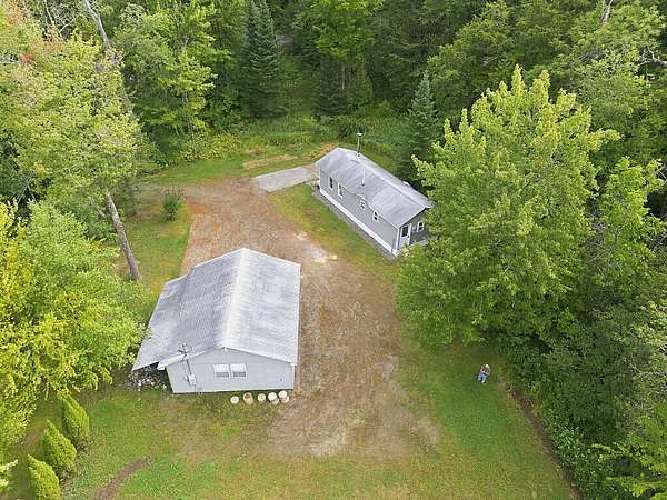 0.59 Acres of Improved Residential Land for Sale in Belgrade, Maine