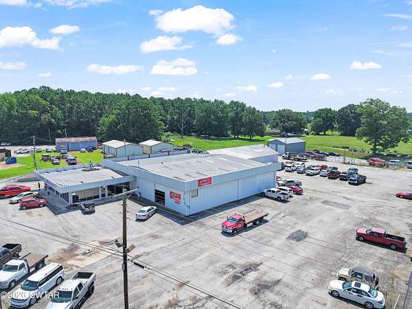 3.5 Acres of Improved Commercial Land for Sale in Huntingdon, Tennessee