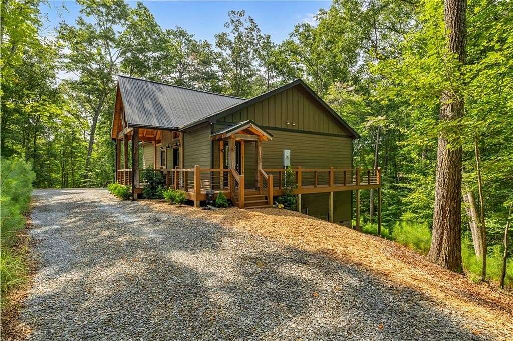 4 Acres of Land with Home for Sale in Ellijay, Georgia