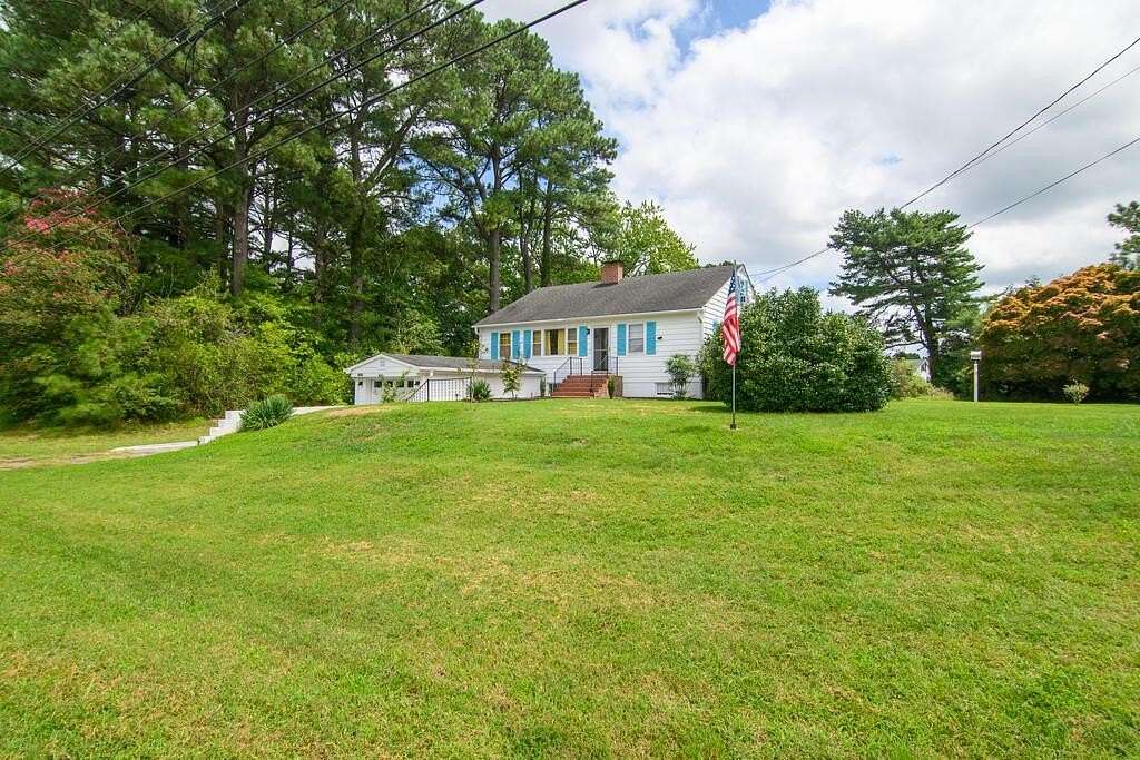 1.5 Acres of Land with Home for Sale in Onancock, Virginia
