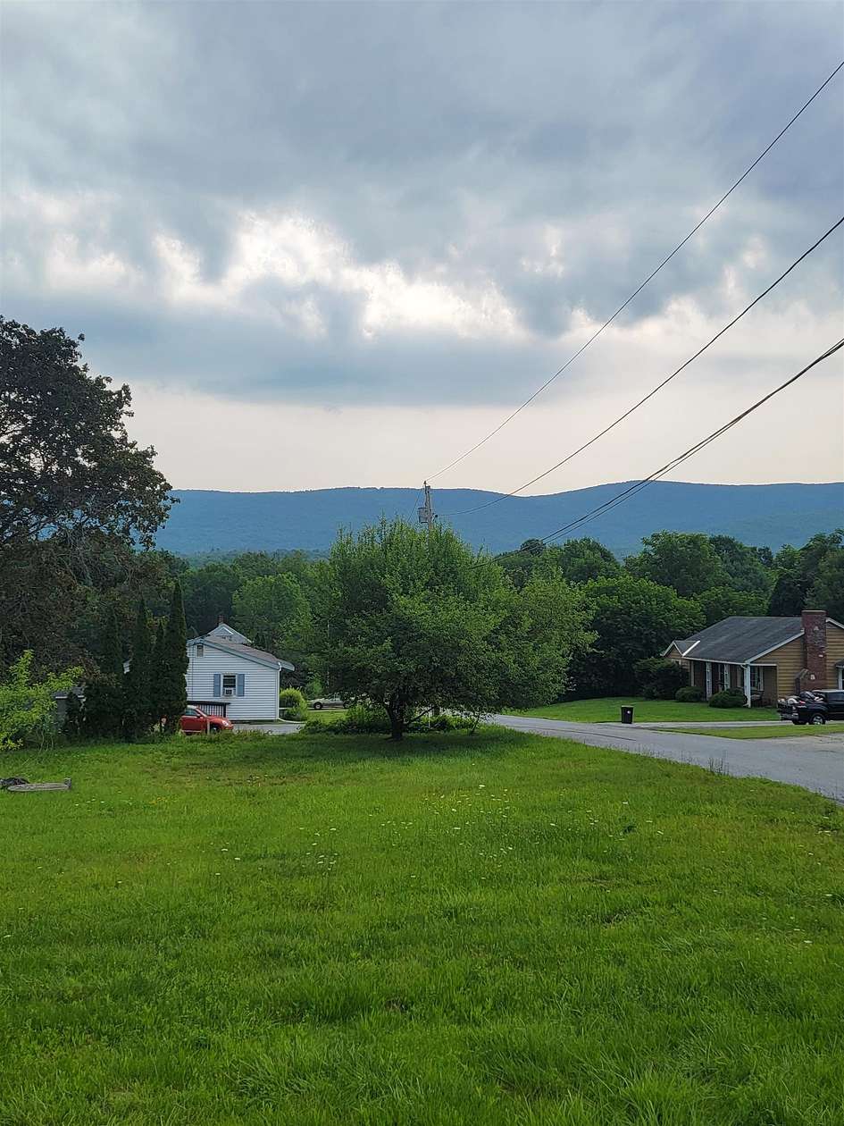 0.21 Acres of Residential Land for Sale in Bennington, Vermont
