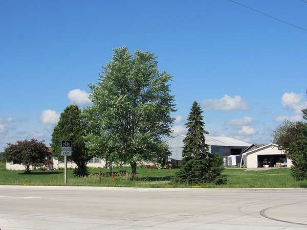 5.13 Acres of Mixed-Use Land for Sale in Oshkosh, Wisconsin