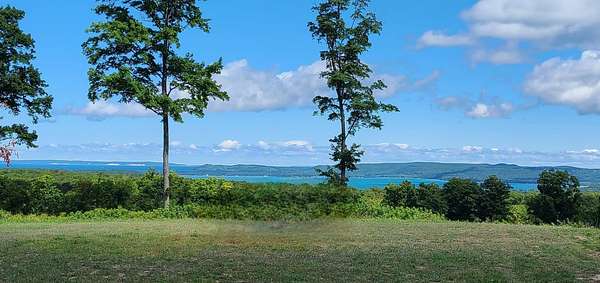 1 Acre of Residential Land for Sale in Empire, Michigan