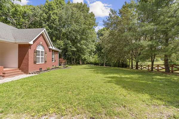 2.86 Acres of Land with Home for Sale in Springfield, Tennessee