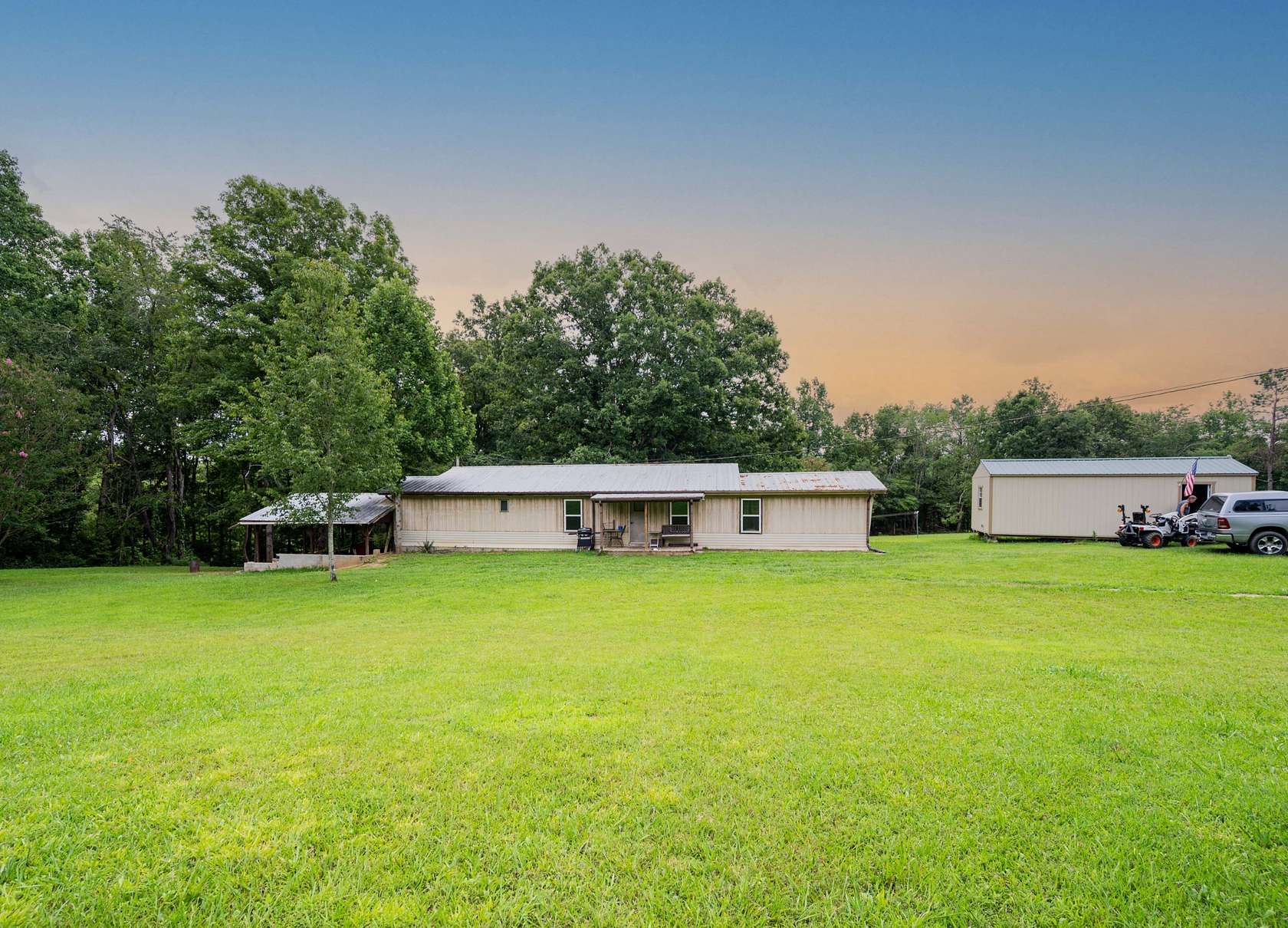 3.1 Acres of Land with Home for Sale in Hohenwald, Tennessee
