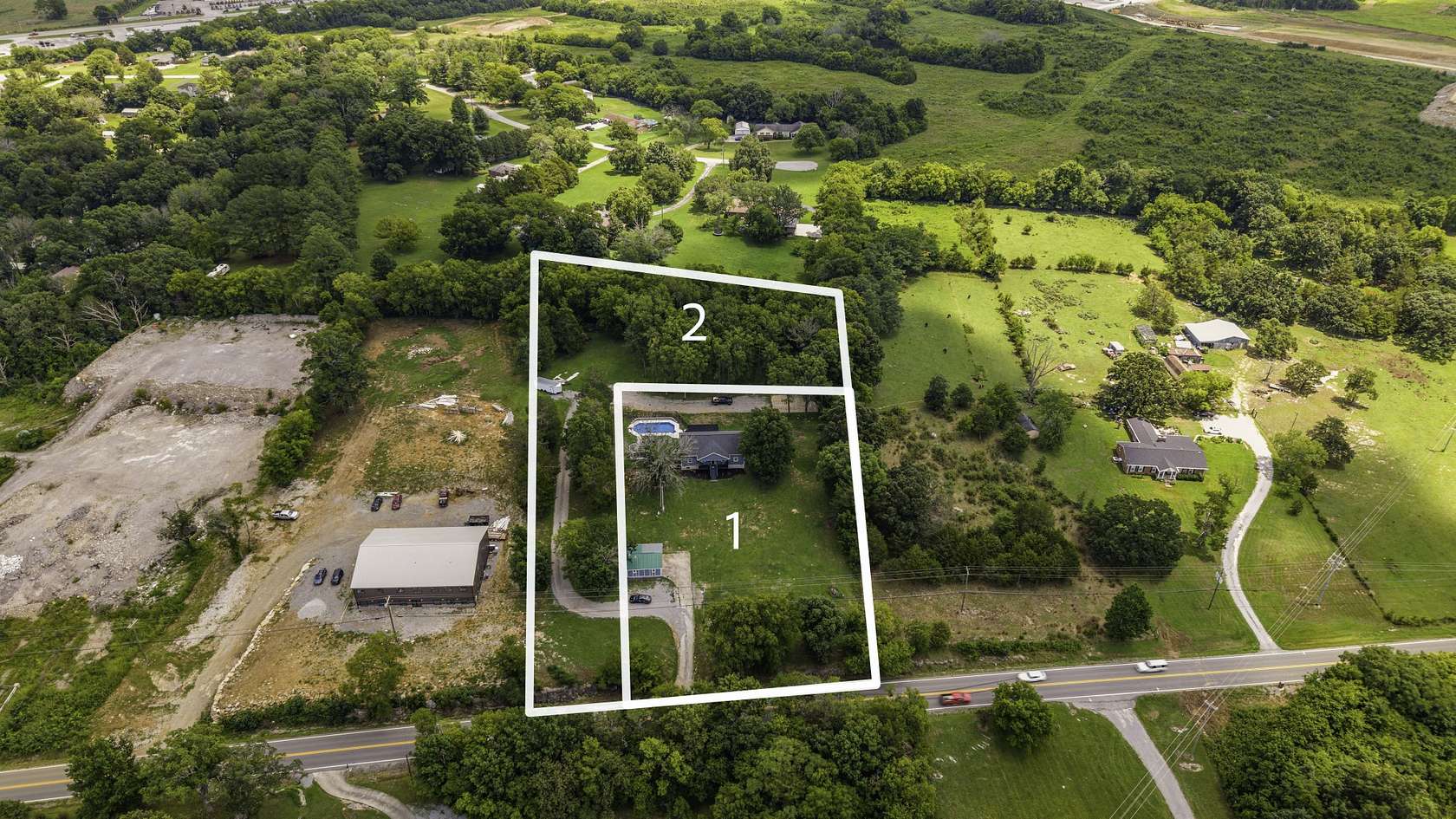 2.9 Acres of Land with Home for Sale in Lebanon, Tennessee