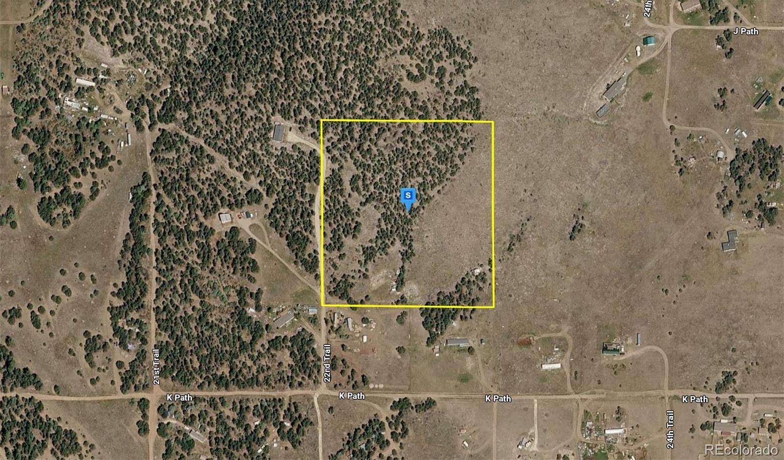 9.85 Acres of Residential Land for Sale in Cotopaxi, Colorado