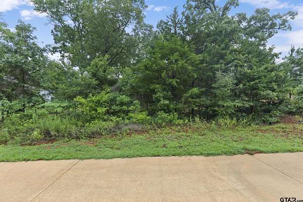 0.5 Acres of Residential Land for Sale in Lindale, Texas