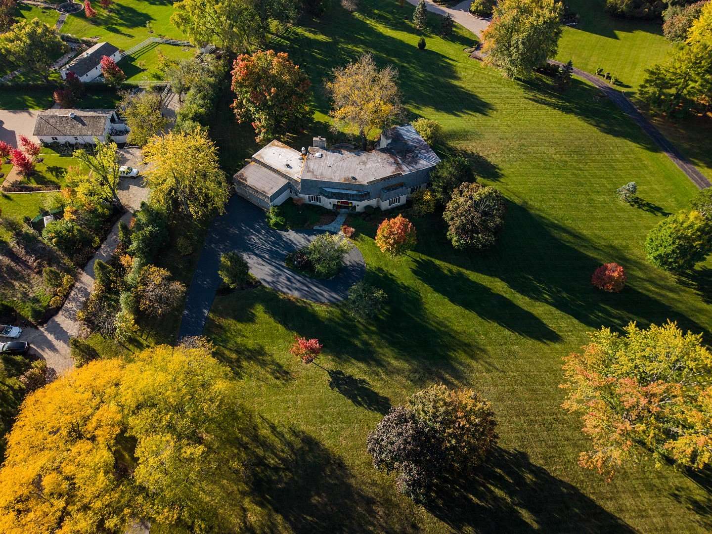 5 Acres of Land with Home for Sale in Barrington, Illinois